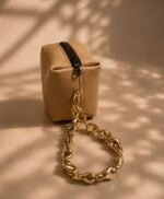 Mini beige prayer bag with gold handle - Image 2